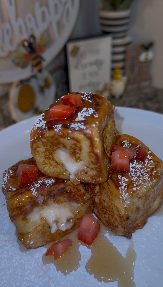 Strawberry Crème Stuffed French Toast🍓